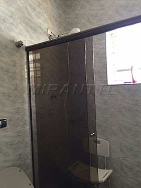Sobrado de 148m² com 4 quartos em Vila Isolina Mazzei