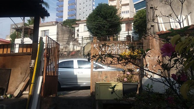 Terreno de 240m² em Jardim França