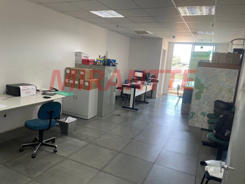 Conjunto comercial de 46m² em Santana