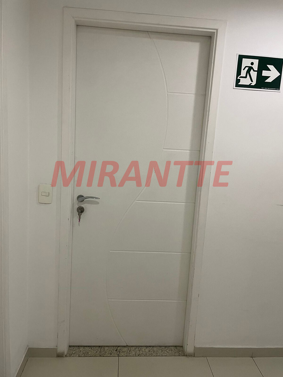 Conjunto comercial de 46m² em Santana