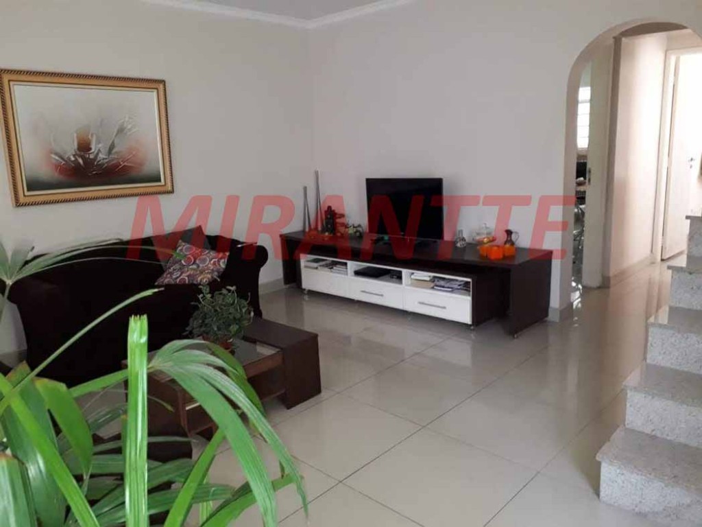 Sobrado de 175m² com 3 quartos em Tremembe