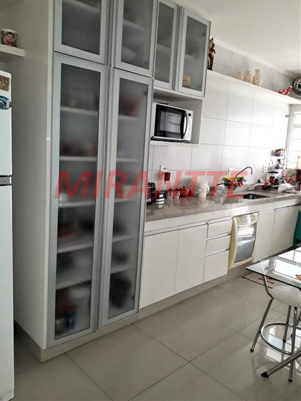 Sobrado de 175m² com 3 quartos em Tremembe