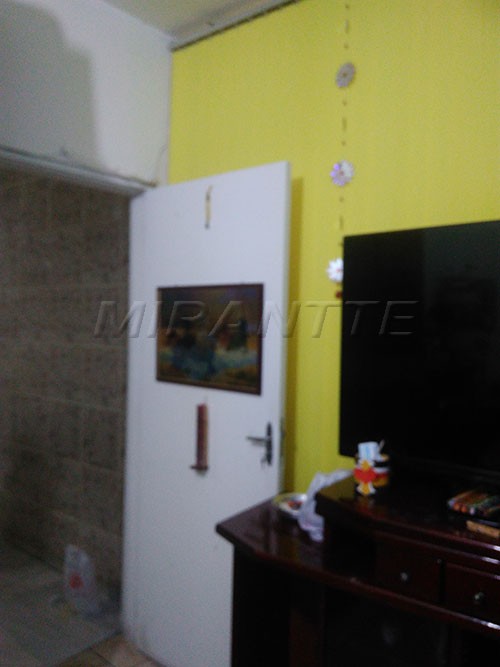 Casa terrea de 80m² com 2 quartos em Jardim Fontalis