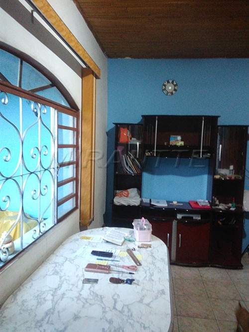 Casa terrea de 80m² com 2 quartos em Jardim Fontalis