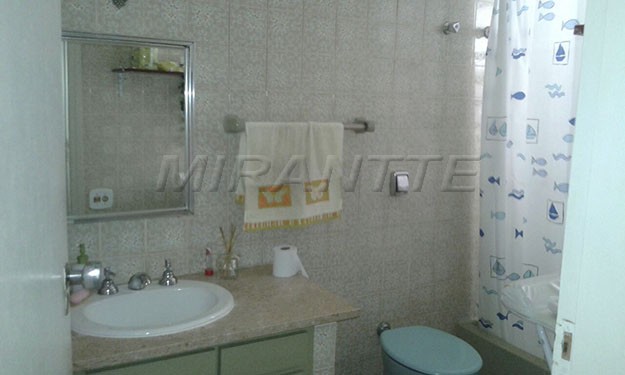 Sobrado de 400m² com 4 quartos em Centro – Mairiporã