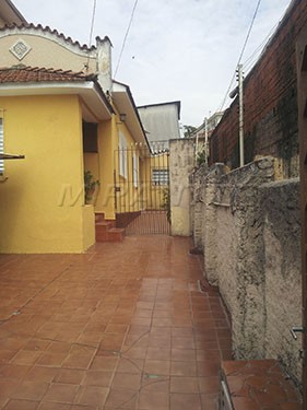 Terreno de 702m² em Vila Maria