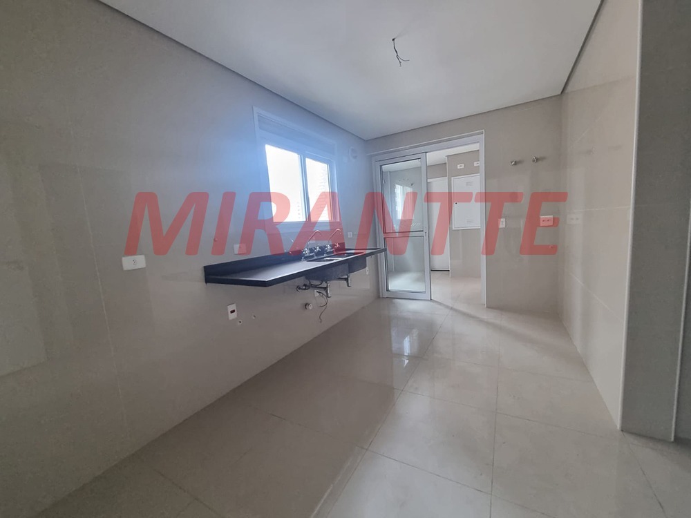 Apartamento de 223m² com 4 quartos em Santana