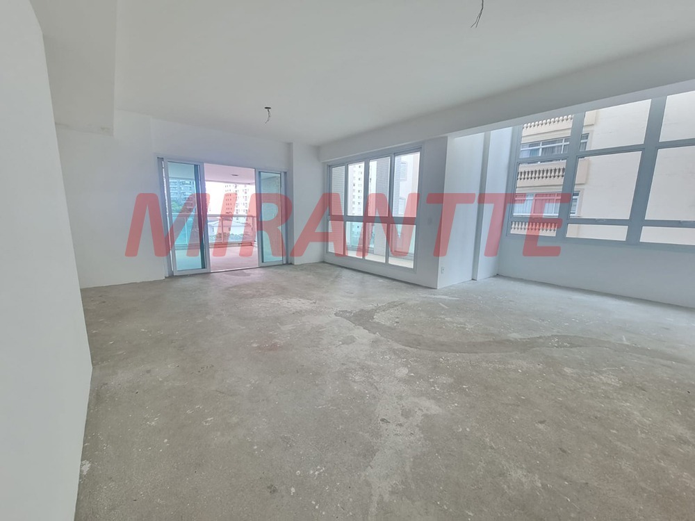 Apartamento de 223m² com 4 quartos em Santana