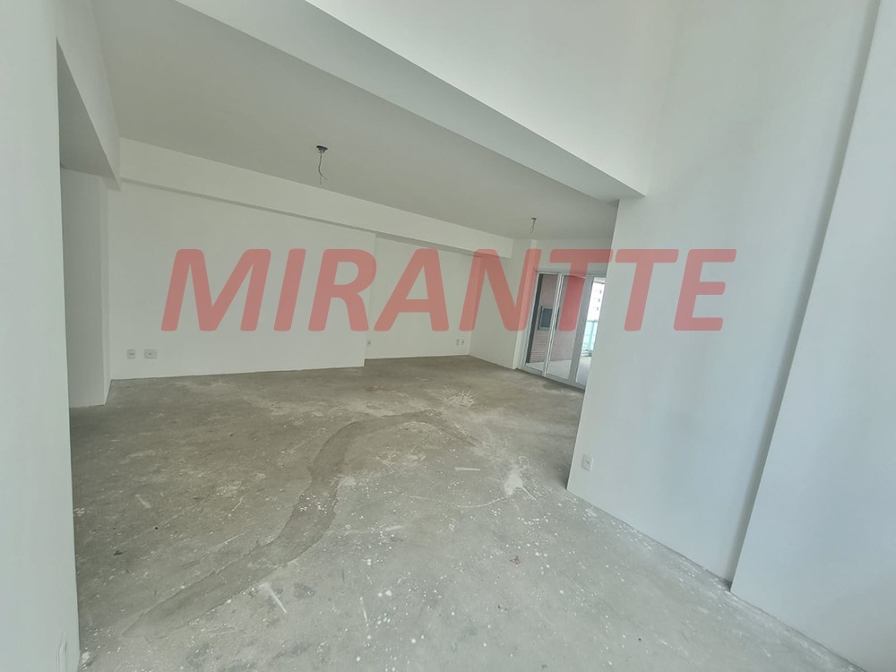 Apartamento de 223m² com 4 quartos em Santana