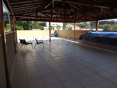 Comercial de 608m² em Imirim