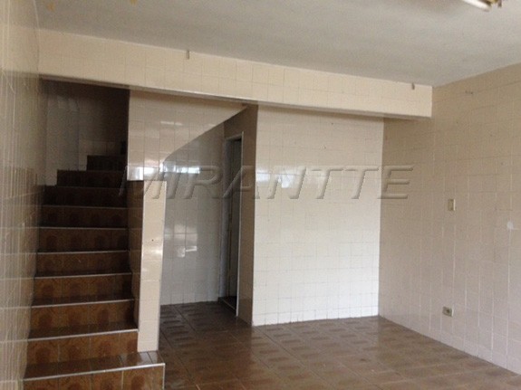 Sobrado de 155m² com 2 quartos em Santana