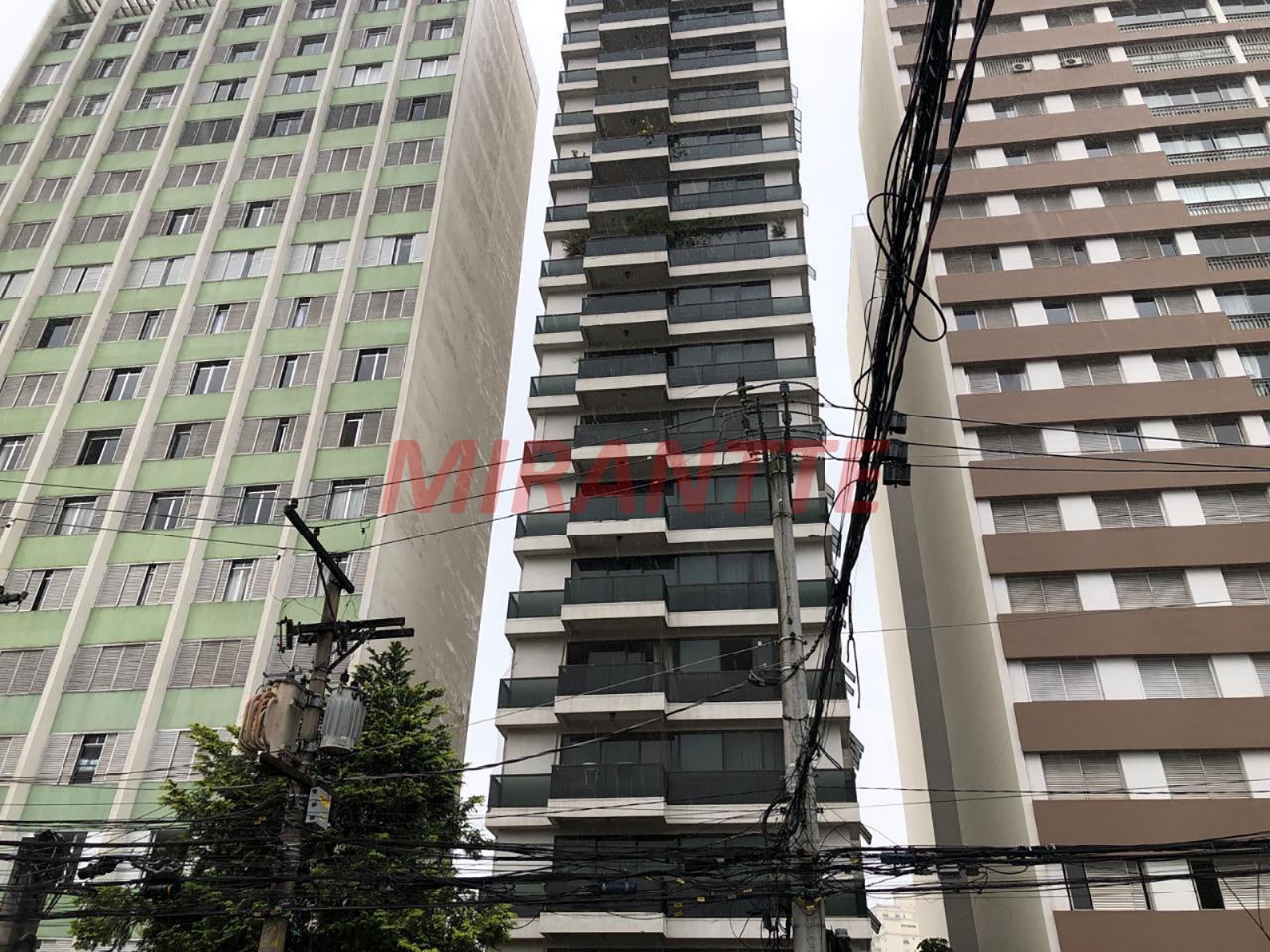 Apartamento de 170m² com 3 quartos em Santana