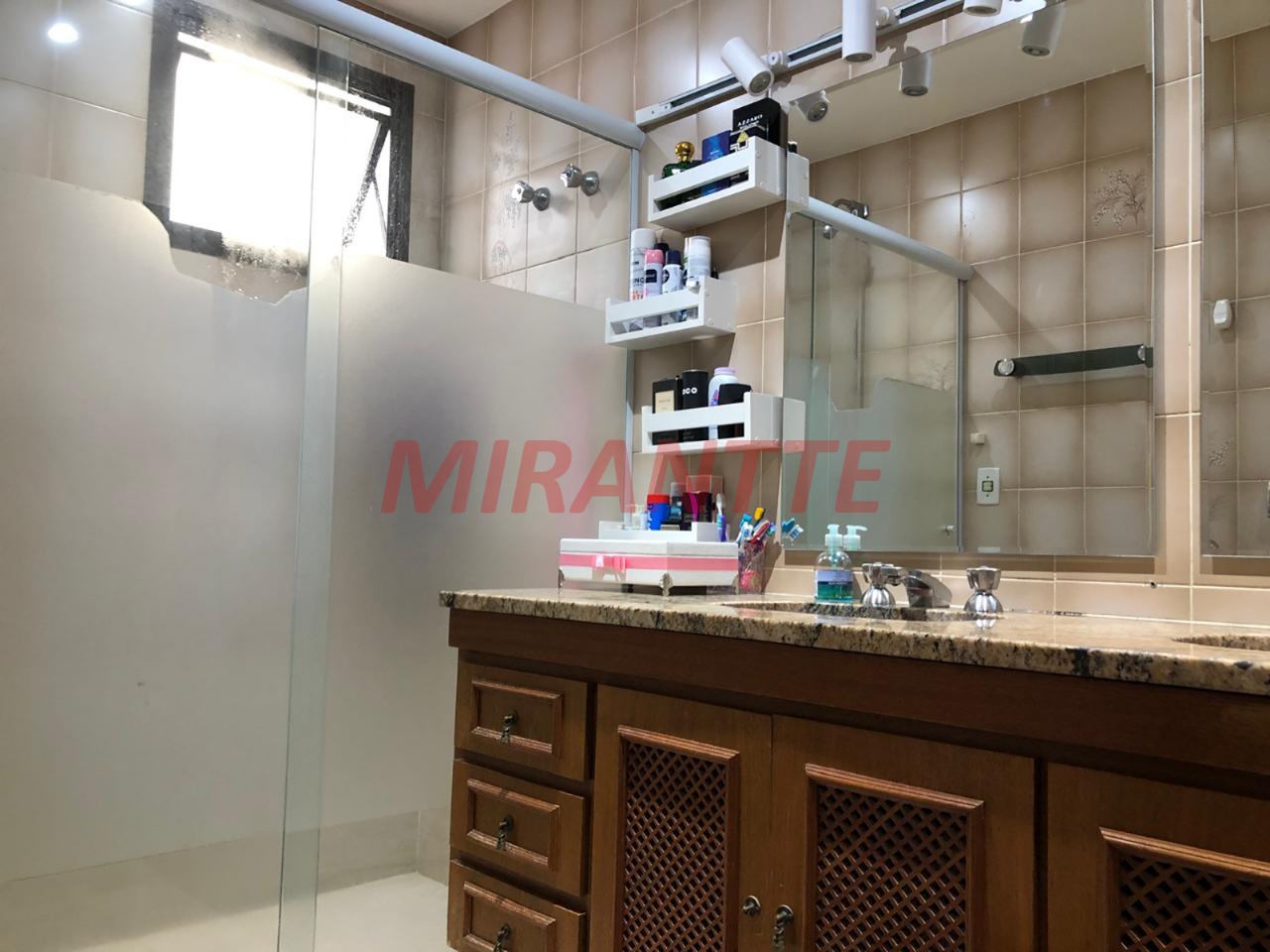 Apartamento de 170m² com 3 quartos em Santana