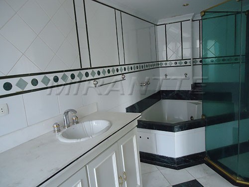 Apartamento de 200m² com 3 quartos em Santana