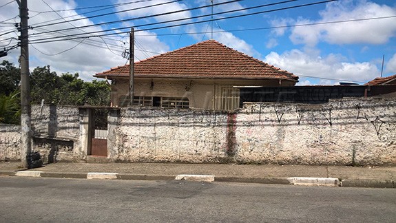 Terreno de 600m² com 5 quartos em Vila Celeste