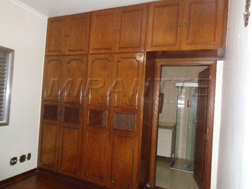 Sobrado de 320m² com 3 quartos em Mooca