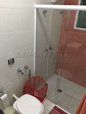 Sobrado com 3 quartos em Limão
