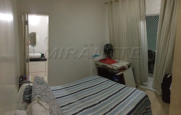 Sobrado com 3 quartos em Limão