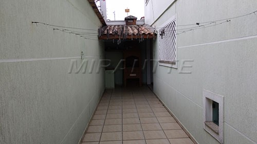 Sobrado de 130m² com 3 quartos em Vila Nova Mazzei