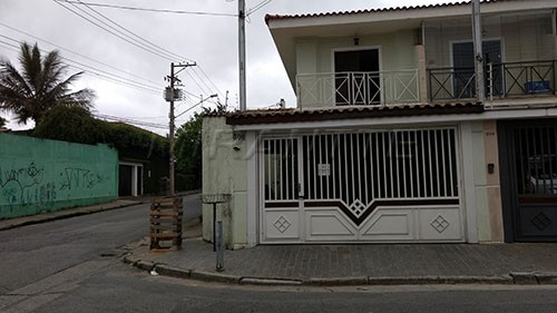 Sobrado de 130m² com 3 quartos em Vila Nova Mazzei