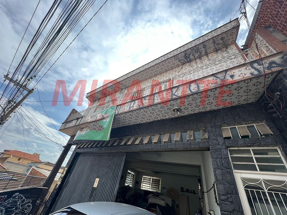 Sobrado de 480m² com 3 quartos em Chora Menino