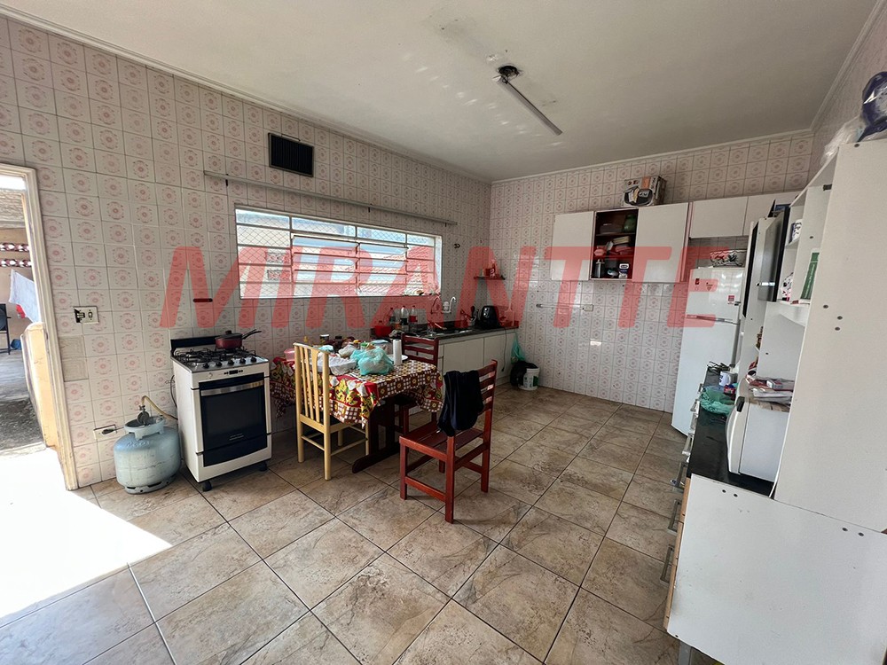 Sobrado de 480m² com 3 quartos em Chora Menino