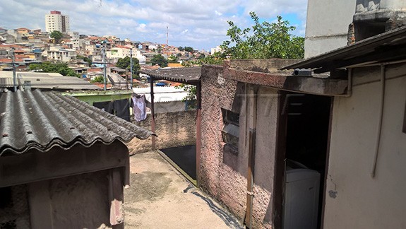 Terreno de 500m² com 2 quartos em Vila Celeste