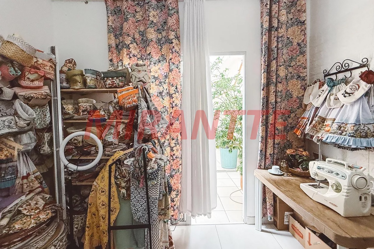 Sobrado de 230m² com 4 quartos em Imirim