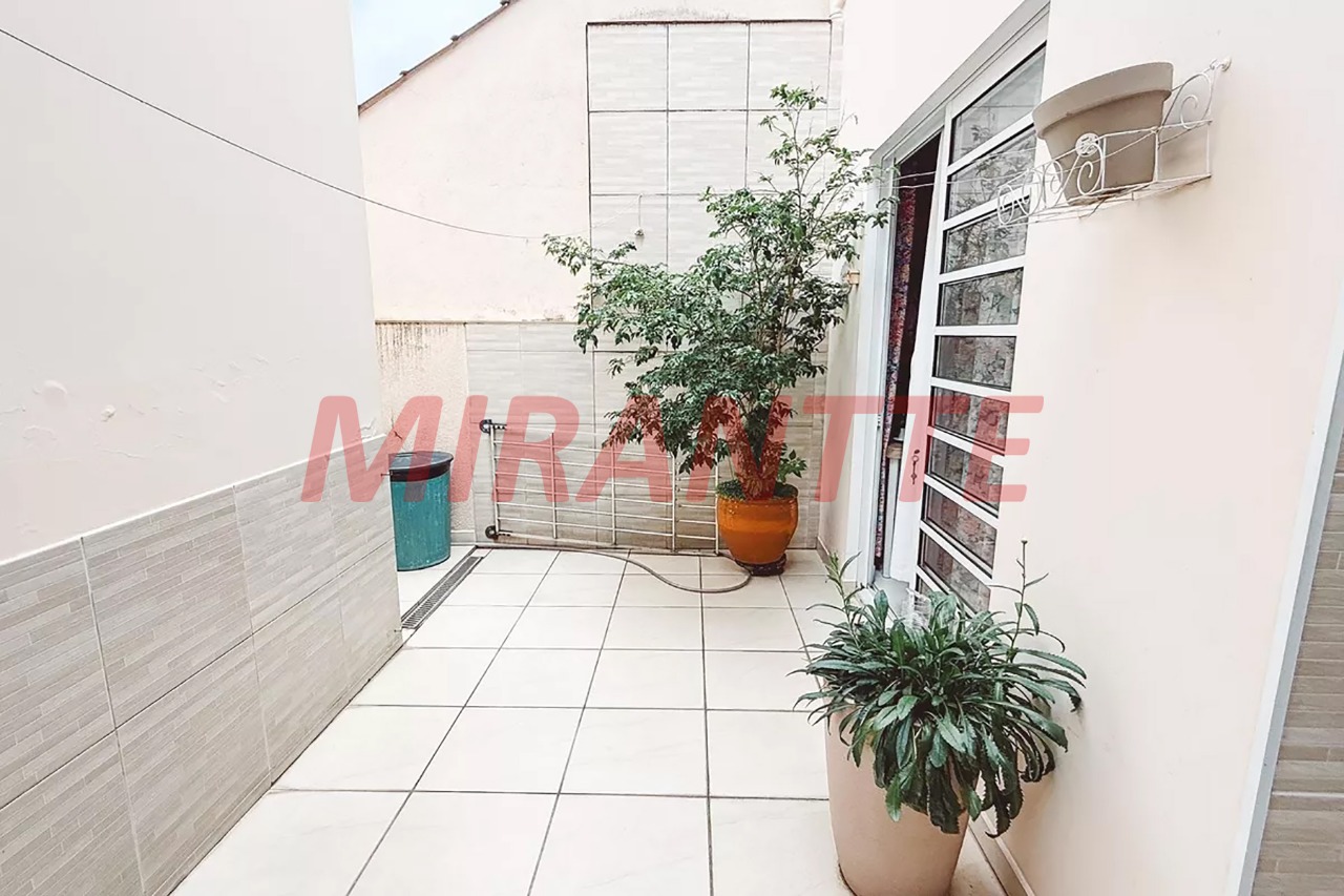 Sobrado de 230m² com 4 quartos em Imirim