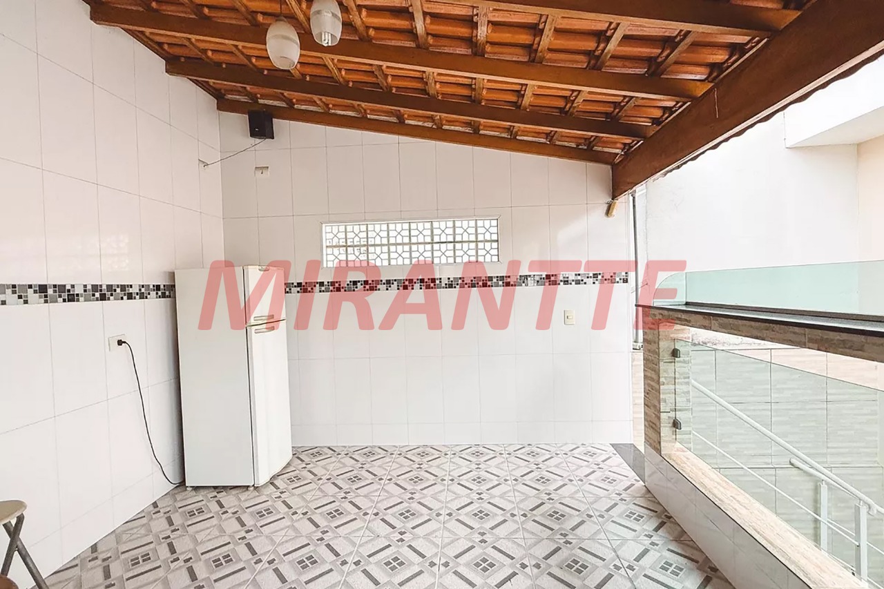 Sobrado de 230m² com 4 quartos em Imirim