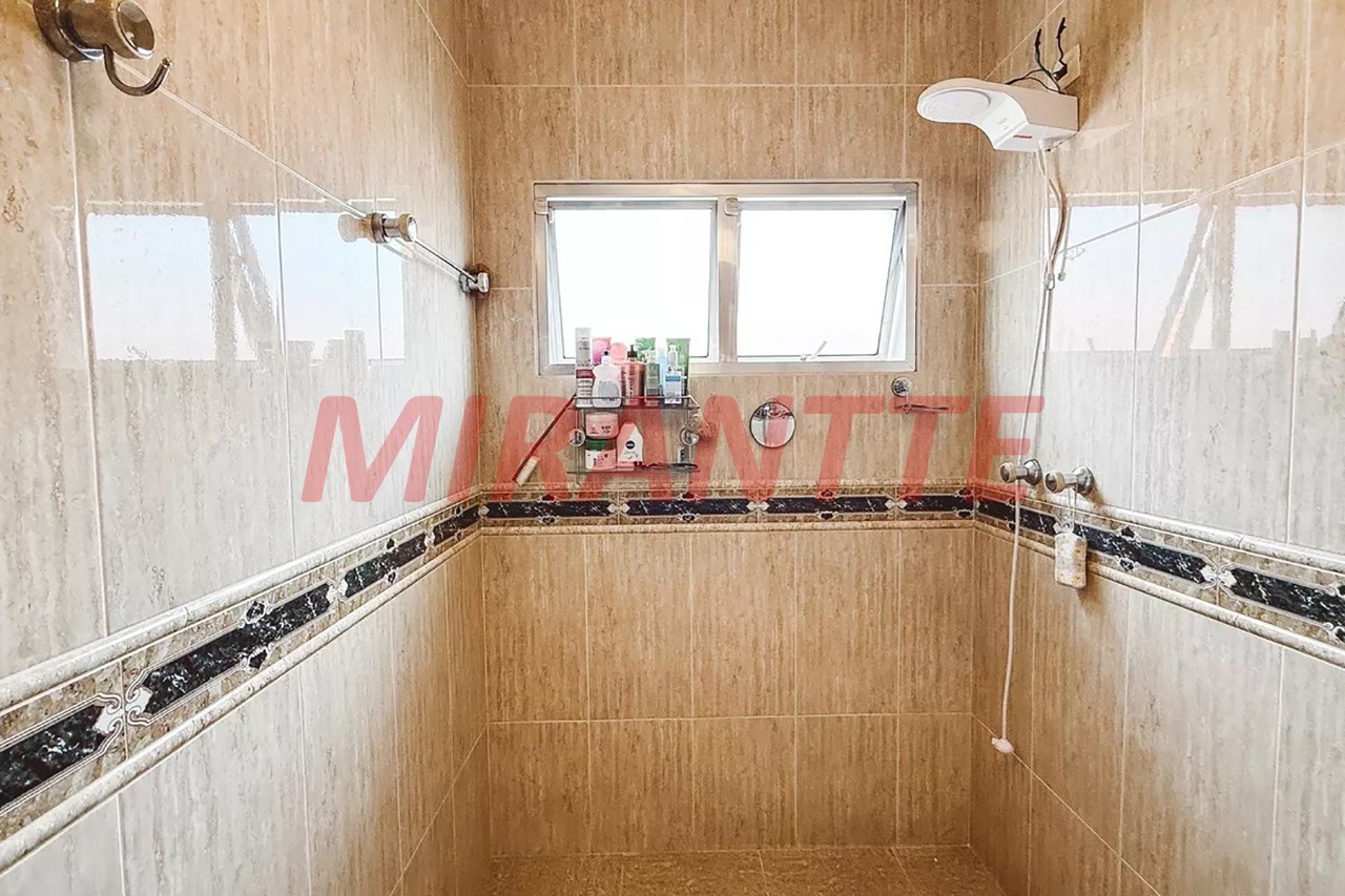 Sobrado de 230m² com 4 quartos em Imirim