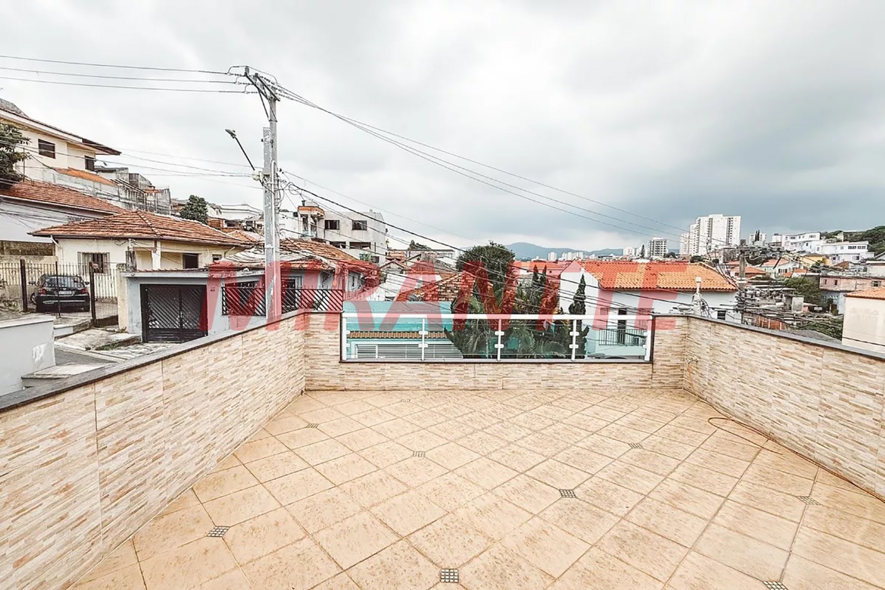 Sobrado de 230m² com 4 quartos em Imirim