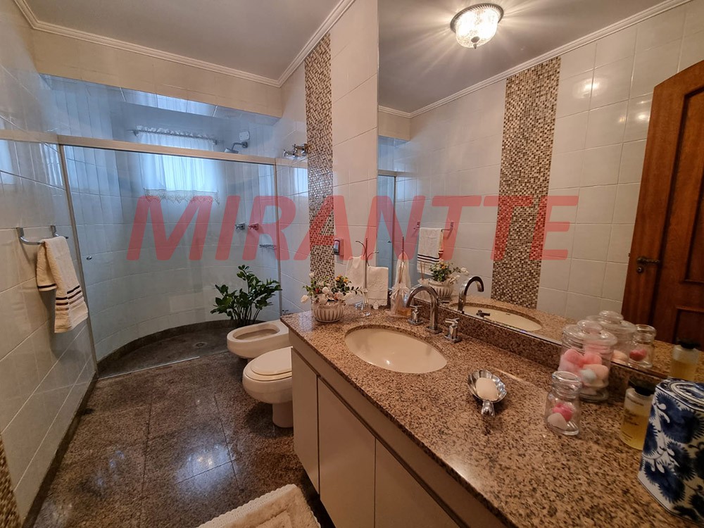 Apartamento de 292m² com 4 quartos em Santana