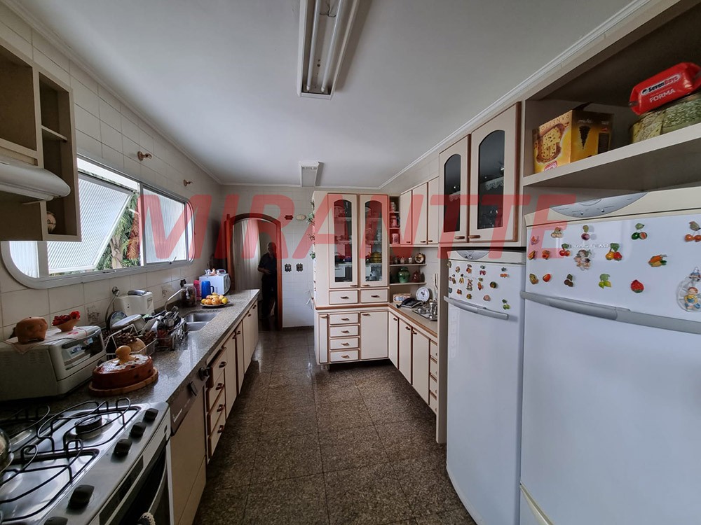 Apartamento de 292m² com 4 quartos em Santana