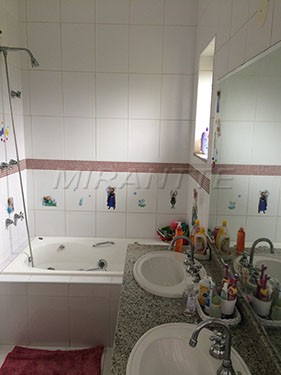 Casa terrea de 452m² com 6 quartos em Jardim Panorama