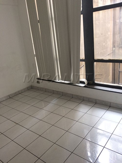 Comercial de 170m² em CENTRO