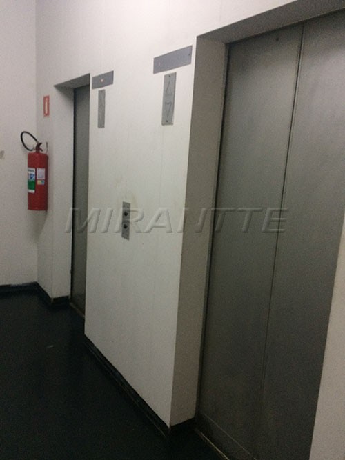 Comercial de 170m² em CENTRO