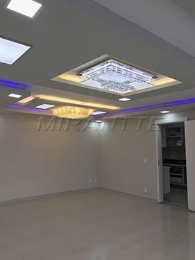 Apartamento de 190m² com 3 quartos em Santana