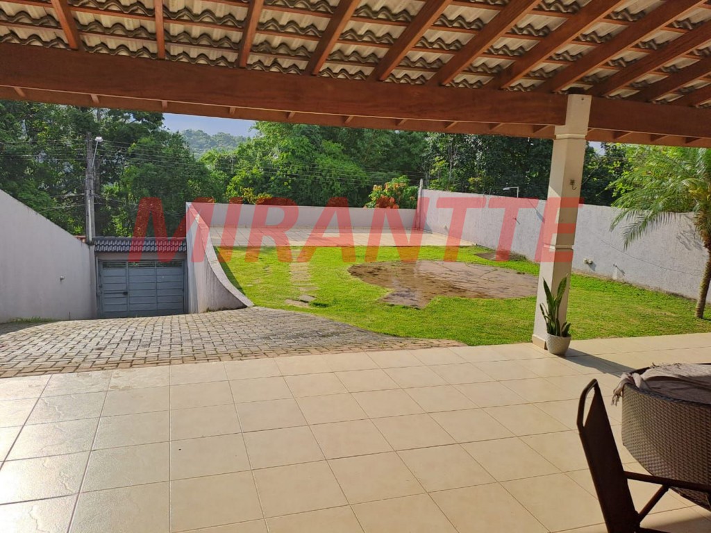 Sobrado de 313m² com 3 quartos em Centro – Mairiporã