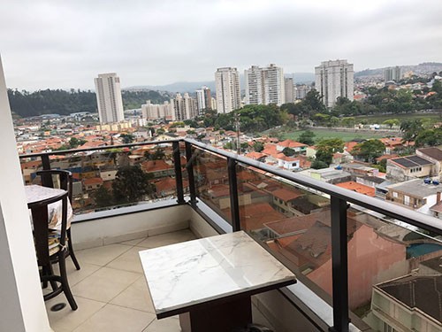Apartamento de 220m² com 4 quartos em Vila Galvão