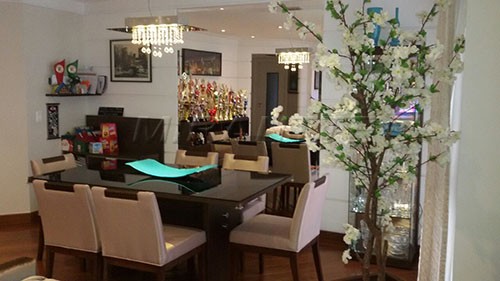 Apartamento de 189m² com 3 quartos em CENTRO