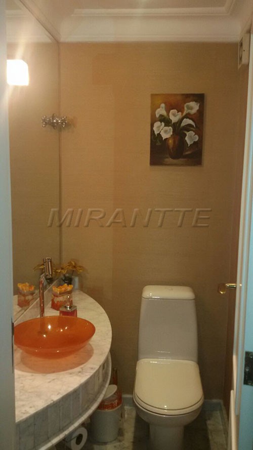 Apartamento de 189m² com 3 quartos em CENTRO