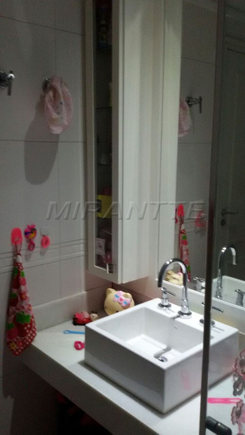 Apartamento de 189m² com 3 quartos em CENTRO