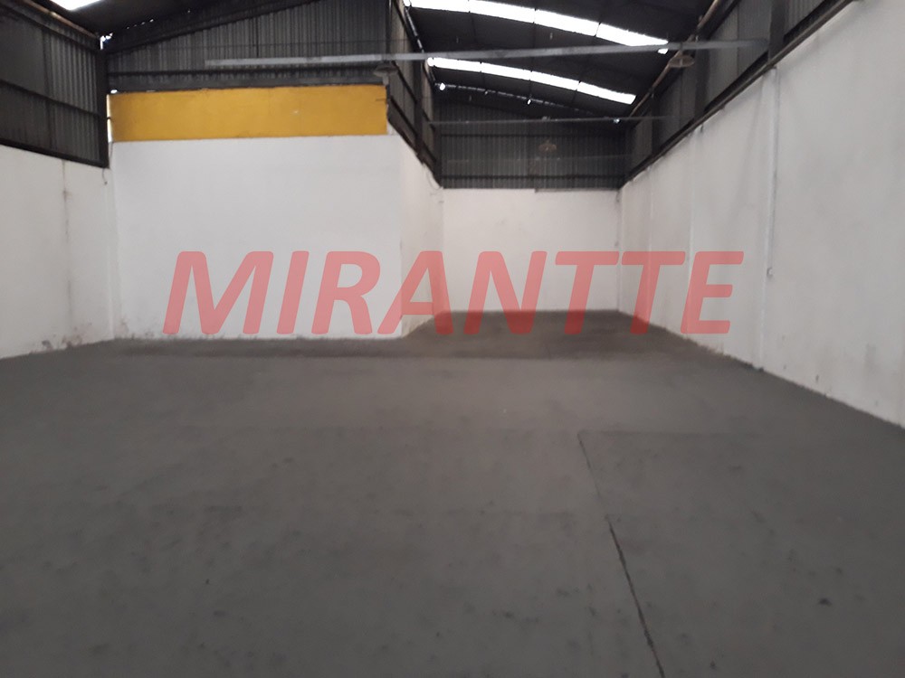 Comercial de 1871m² em Casa Verde