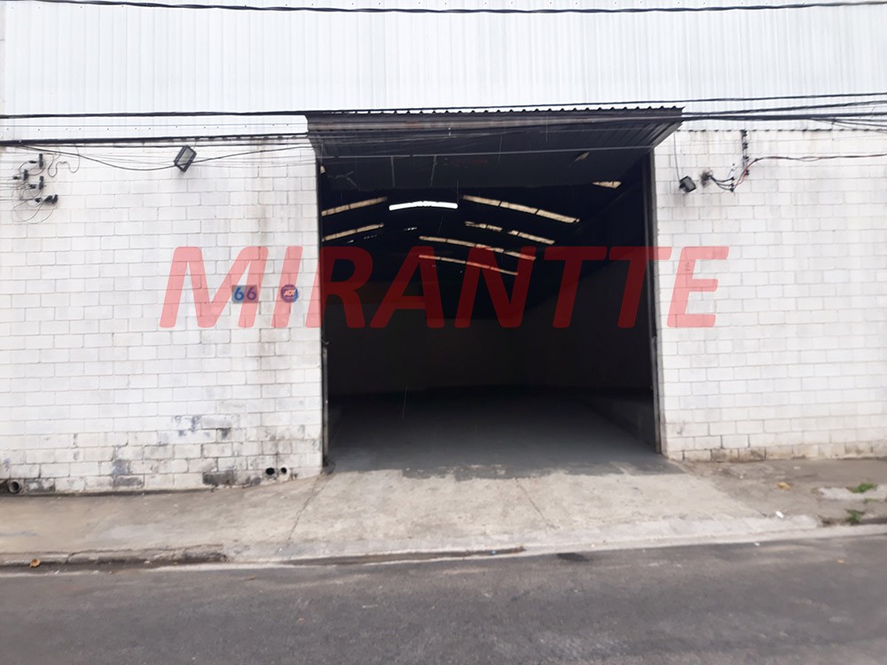 Comercial de 1871m² em Casa Verde