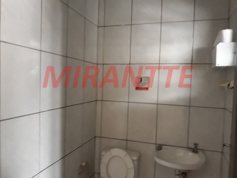 Comercial de 1871m² em Casa Verde