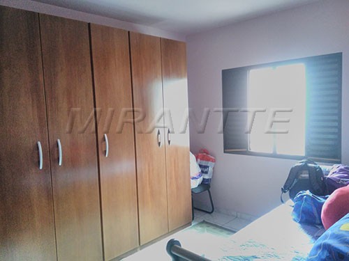 Sobrado de 200m² com 3 quartos em Brasilândia