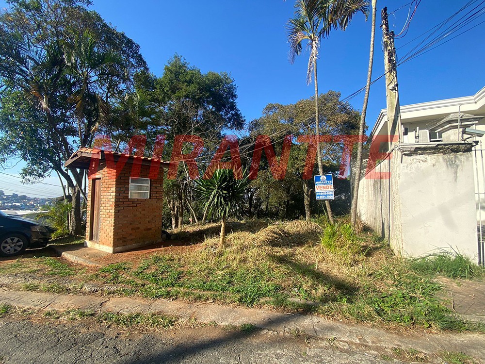 Terreno de 446m² em Jardim Ibiratiba