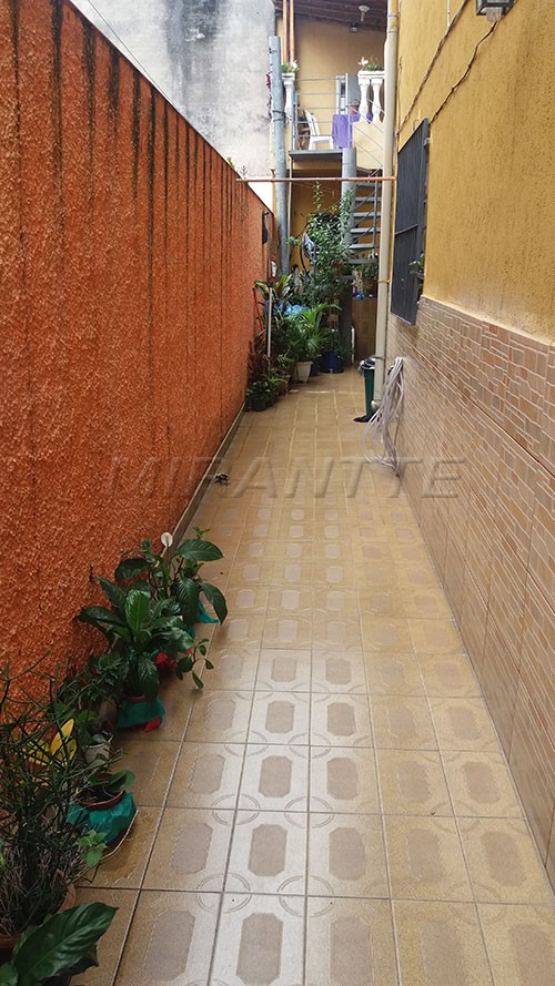 Sobrado com 3 quartos em Imirim