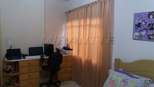 Sobrado com 3 quartos em Imirim